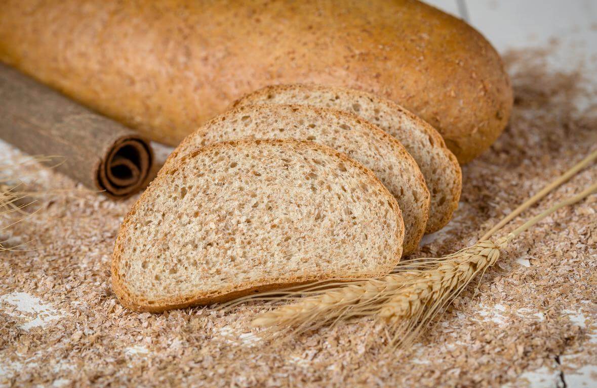 Бездрожжевой хлеб полезнее обычного? кому нужен хлеб без дрожжей