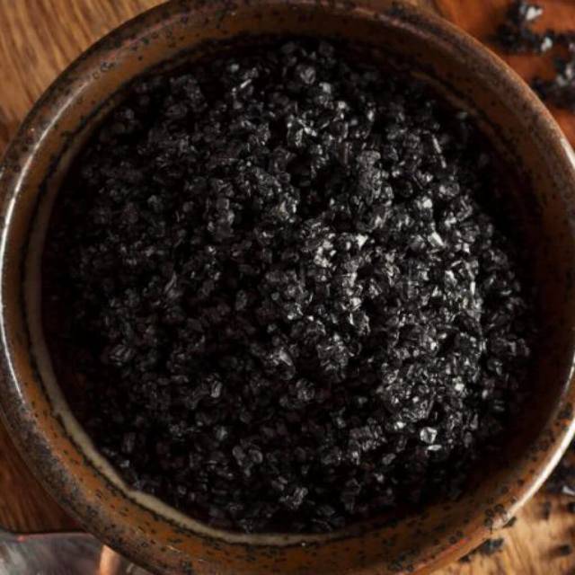 Черная индийская соль: польза и вред