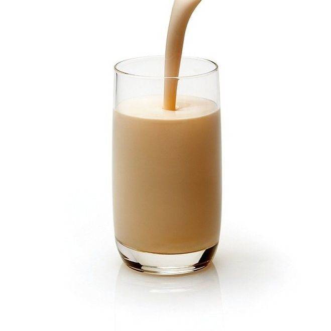 Почему нужно пить топленое молоко: незаменимые свойства продукта