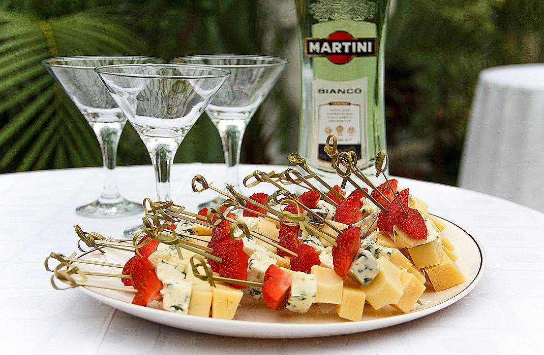 Как пить сухой “мартини экстра драй” – правила для всех