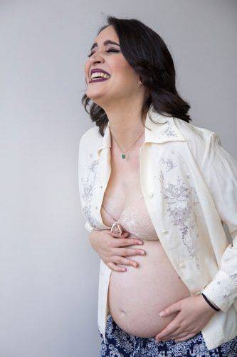 Счастливая беременная