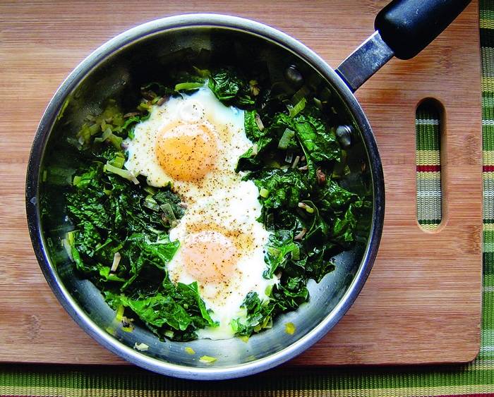 Почему полезно есть яйца на завтрак. омлет — польза и вред для здоровья организма почему омлет столь полезен для употребления во время завтрака