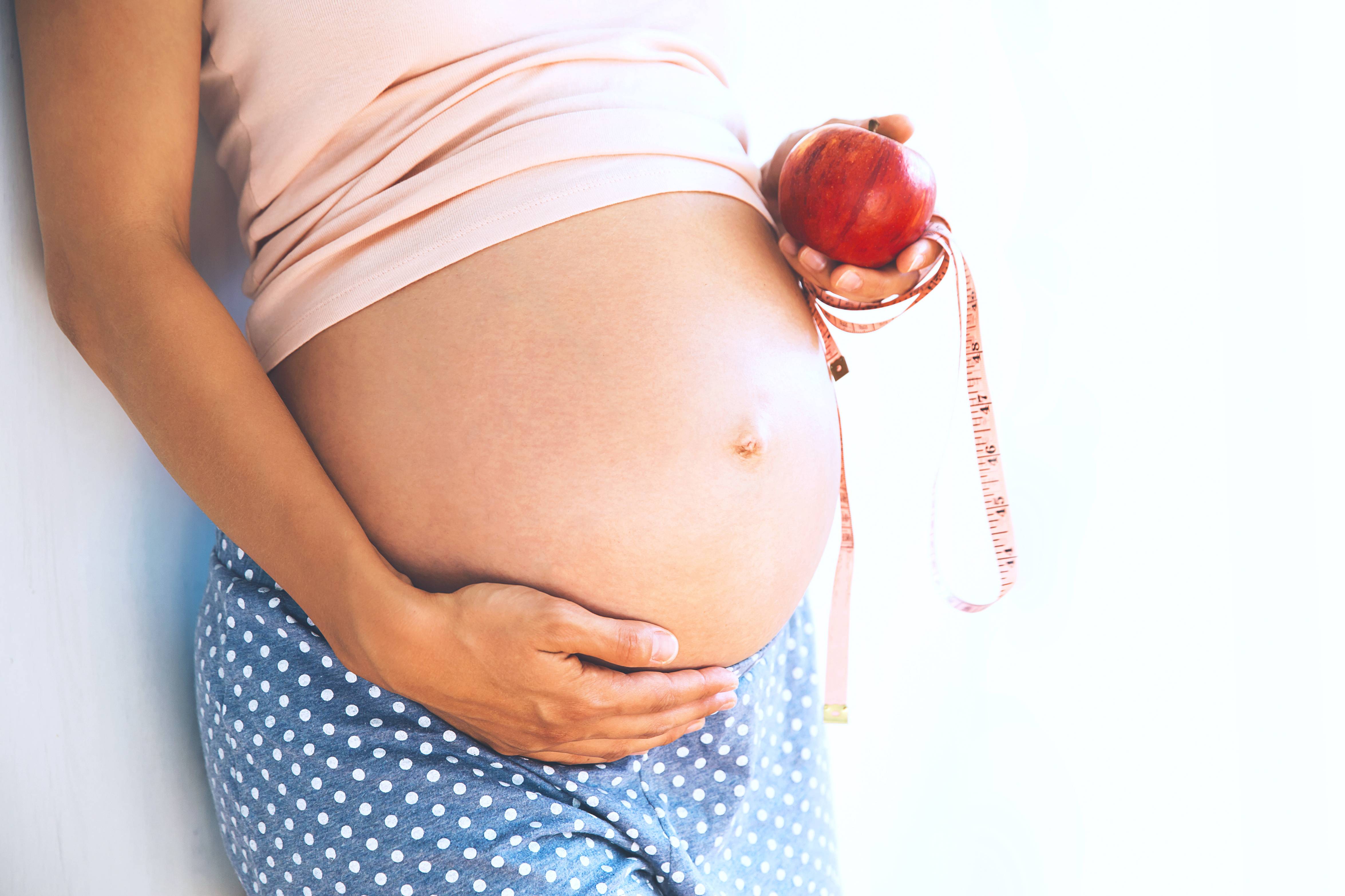 Яблоки при беременности: польза и вред   список топовых фруктов