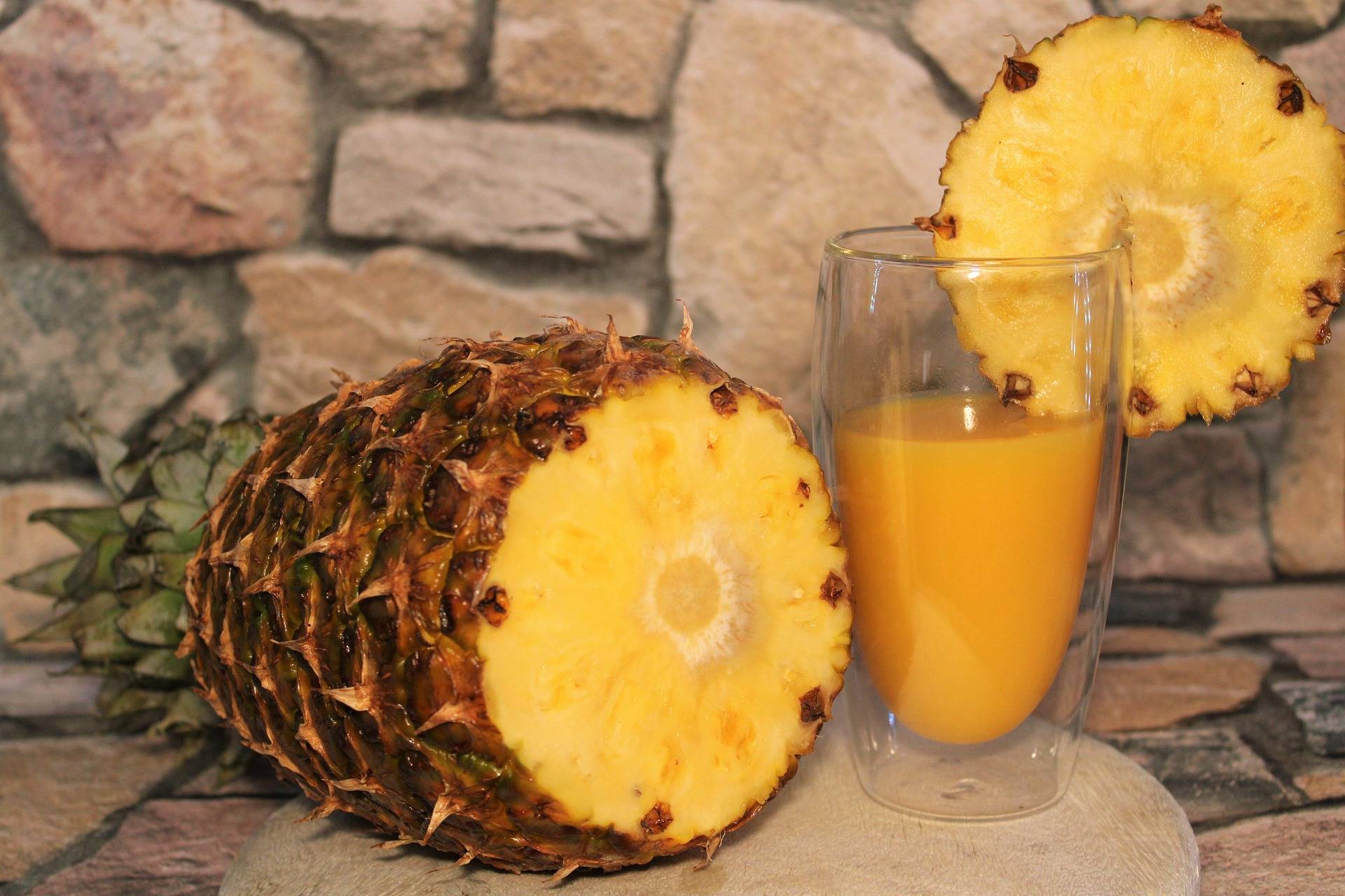 Раскрываем секреты, как применяется ананасовый сок для похудения