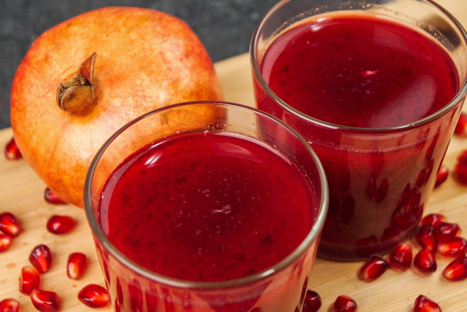 Польза и вред вишневого сока для здоровья организма человека