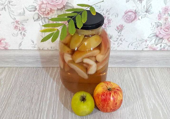 Как сварить компот из сушеных яблок