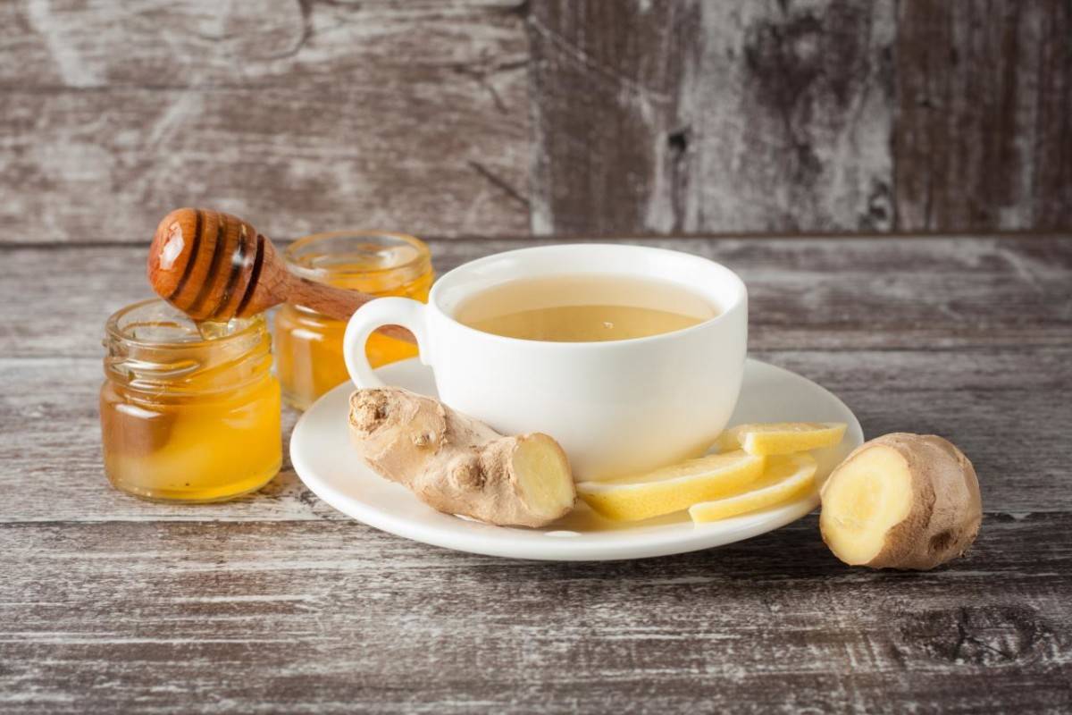 Как правильно пить чай с мёдом: полезные советы