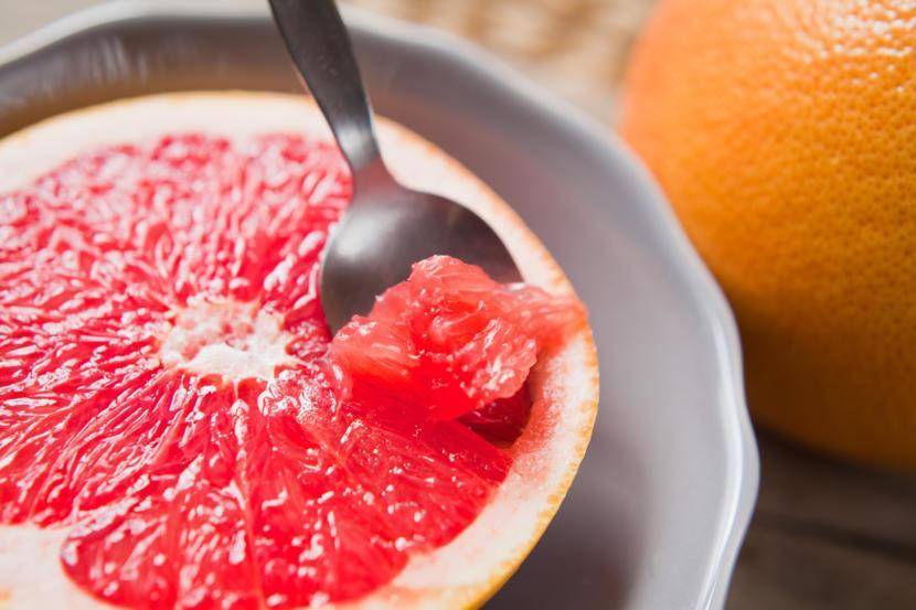 Сок грейпфрута: польза и вред