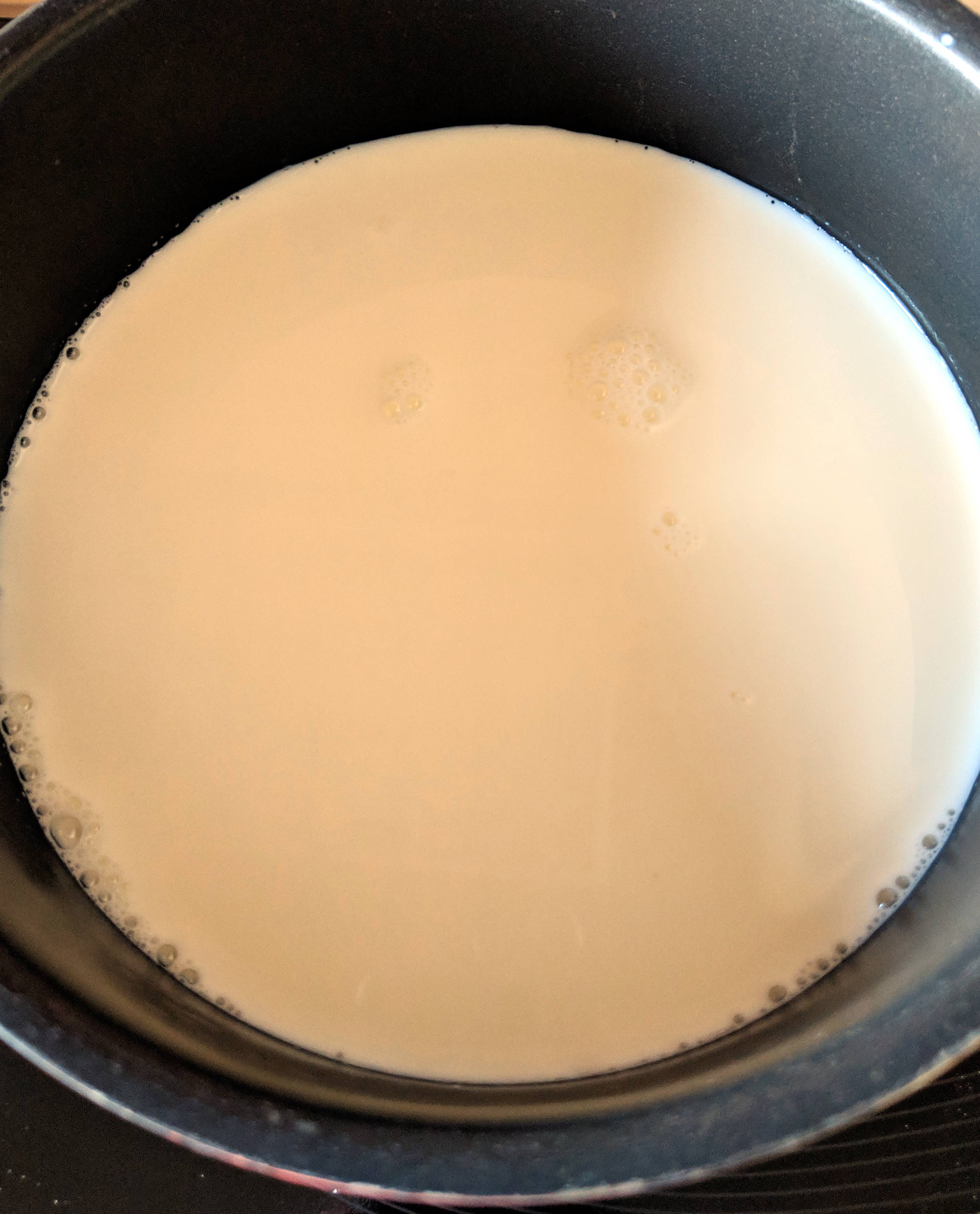 Как правильно кипятить молоко?