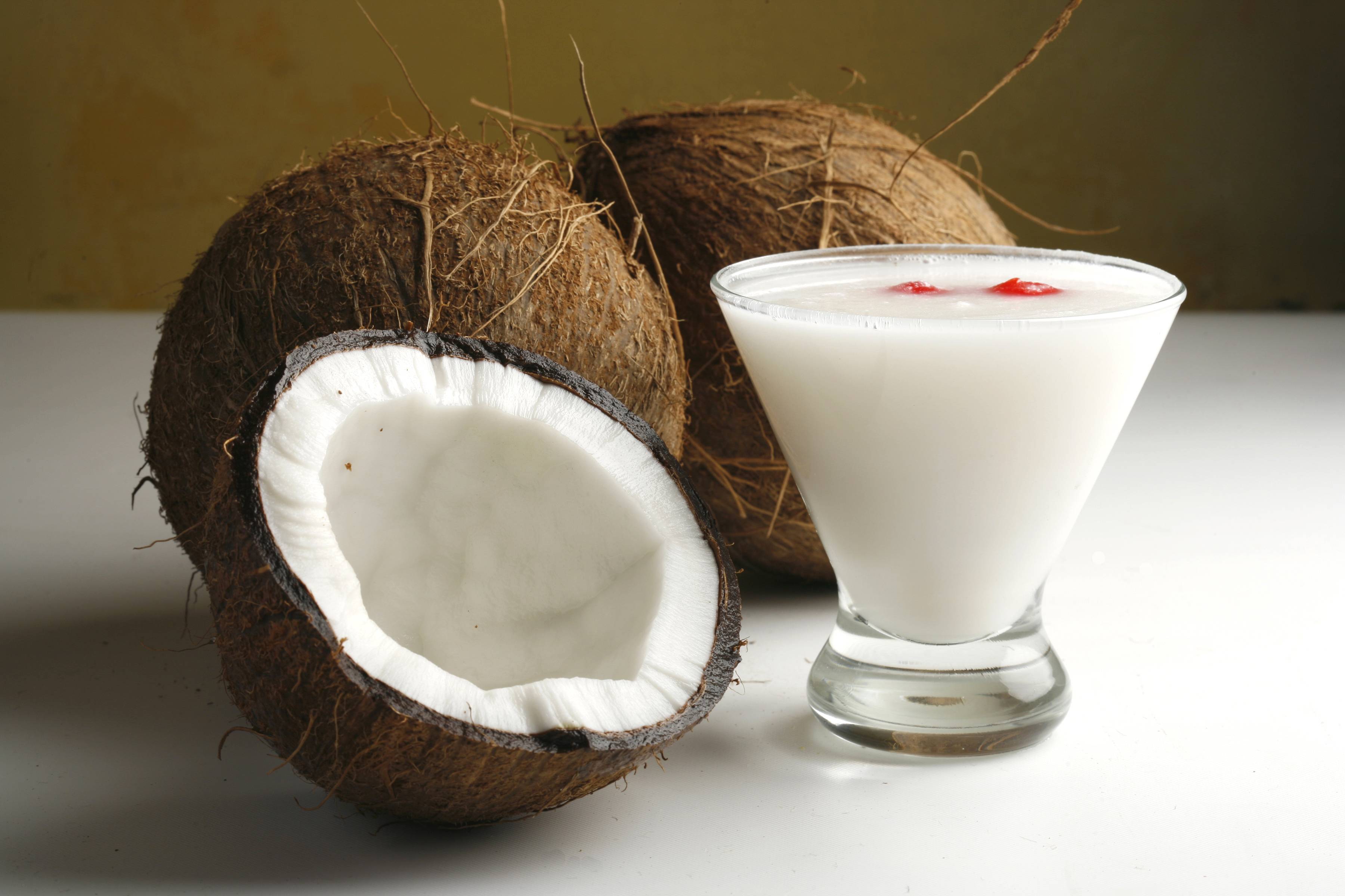 Как сделать кокосовое молоко в домашних условиях