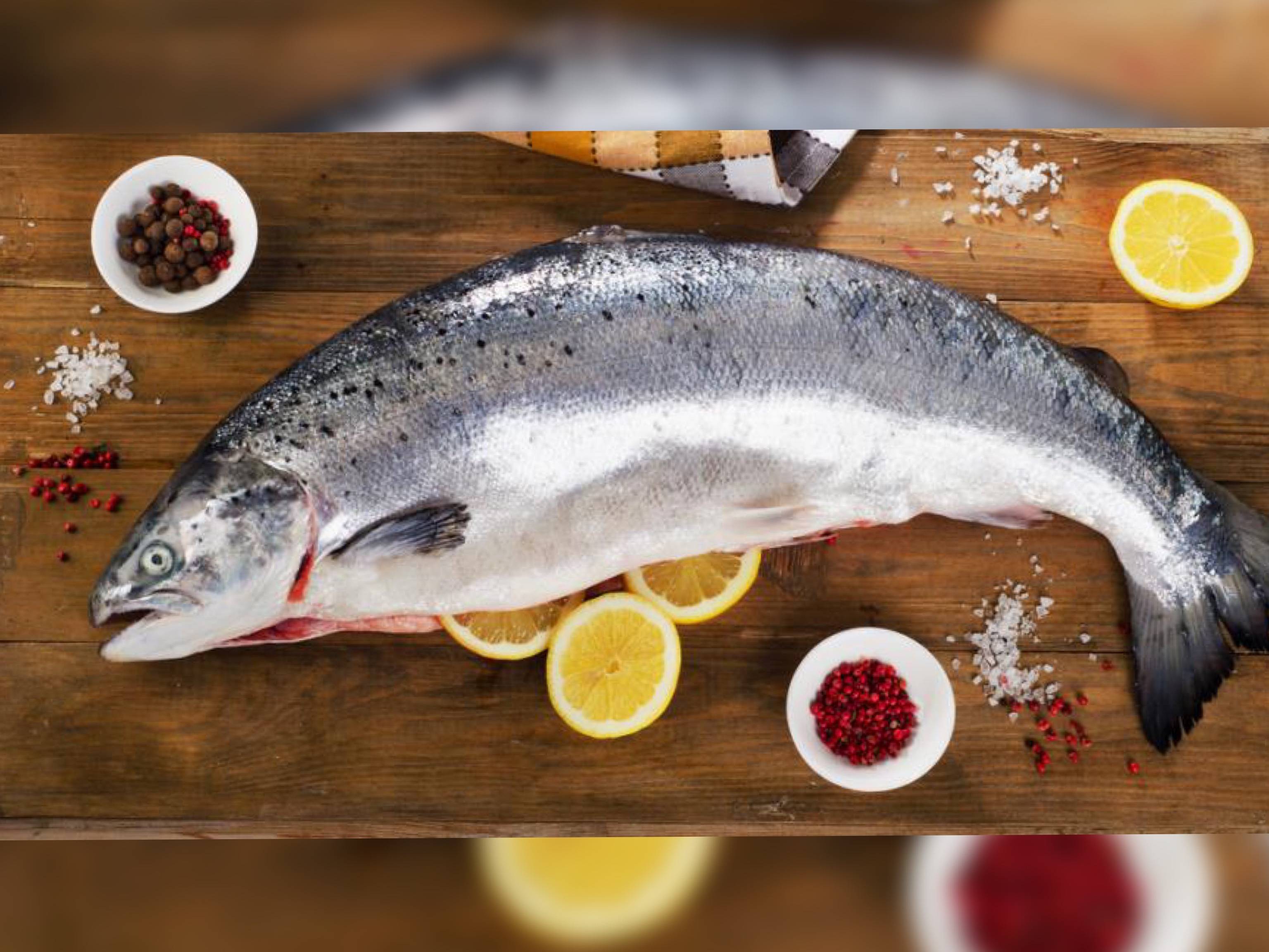 Уникальный продукт — семга: все о калорийности и ценных качествах рыбки