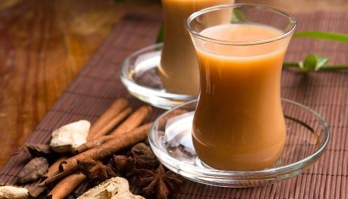 Чай с молоком: польза и вред, как употреблять и какие полезные свойства