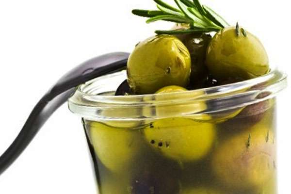 Оливки и маслины, их польза и вред для организма