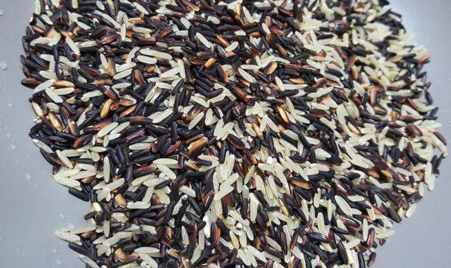 Черный рис – состав и полезные свойства