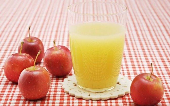 Свежевыжатый яблочный сок. польза и вред, калорийность на 100 мл, бжу. как хранить, правильно пить, готовить