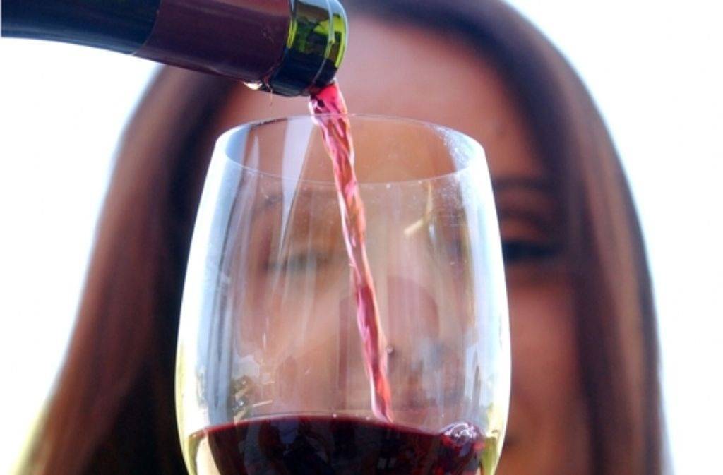 Красное вино: польза и вред для женщин и мужчин