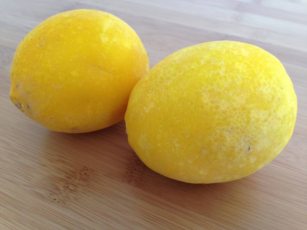 Замороженные лимоны: чем полезны, как принимать