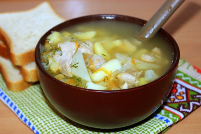 Гороховый суп: польза и вред для мужчин и женщин