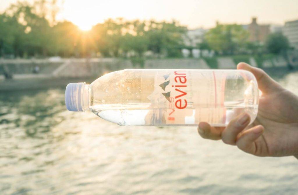 Вредно ли пить простую газированную воду?