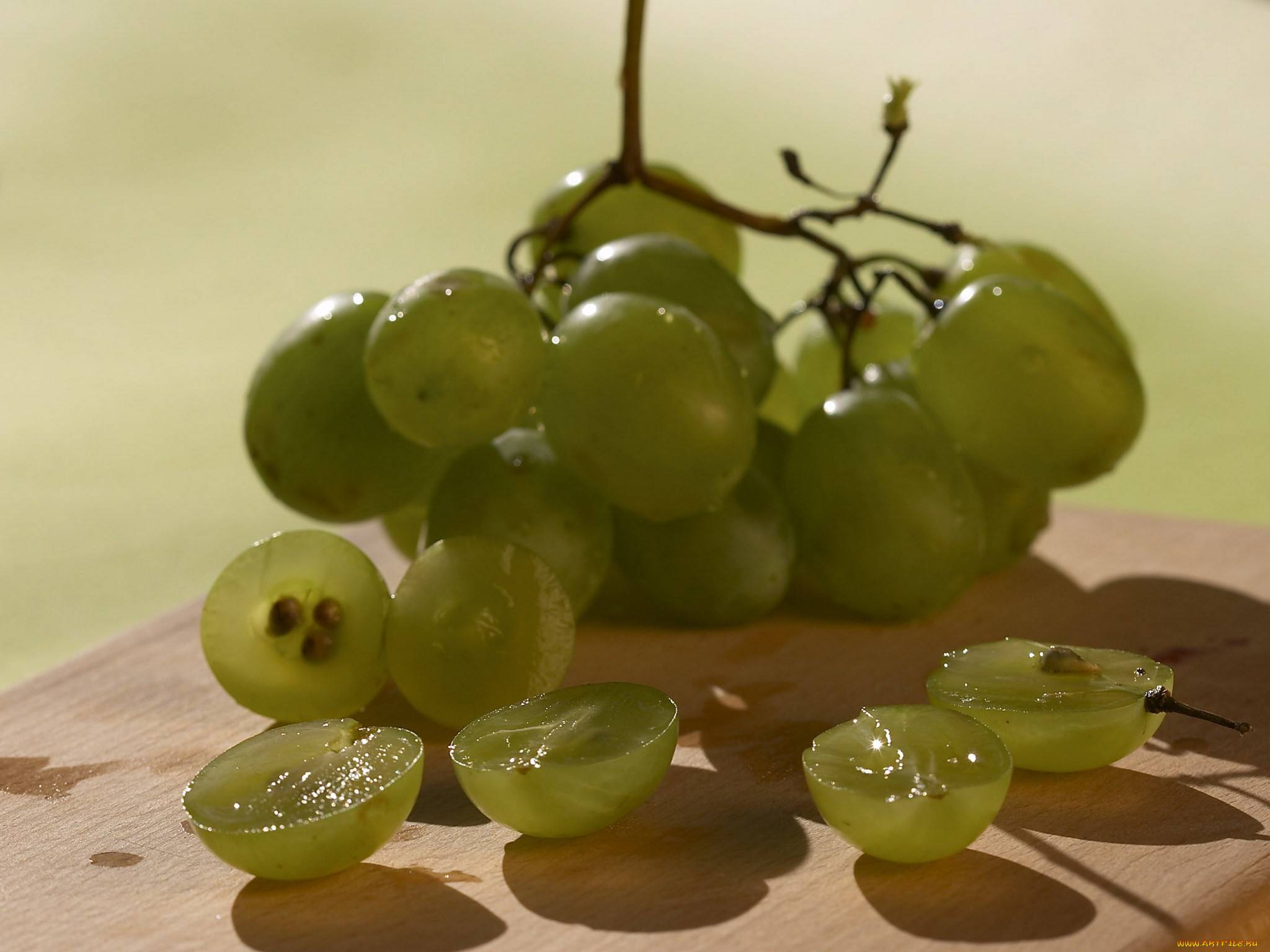 Польза и вред косточек винограда для организма