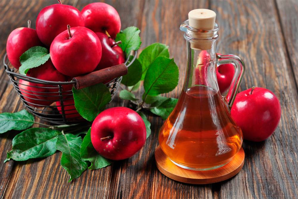 Как правильно пить яблочный уксус и чем он полезен
