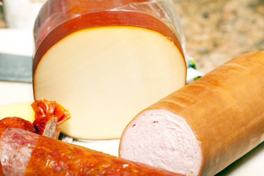 Колбасный сыр польза и вред для организма