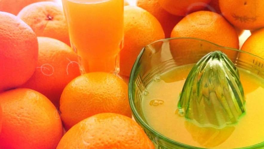 Польза свежевыжатого сока – суперконцентрация витаминов и минералов в одном стакане